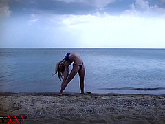 Flexi Beach Workout - Watch4Fetish