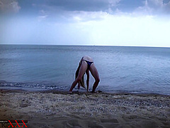 Flexi Beach Workout - Watch4Fetish