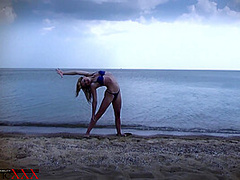 Flexi Beach Workout - Watch4Fetish