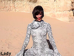 The Snake Woman - Watch4Fetish