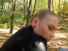 Czech teen picked up for outdoor POV fuck after casting