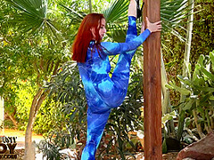Outdoor Sexy Contortion - Watch4Fetish