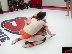 Lez MILF wrestlers enjoy fingering in the group round