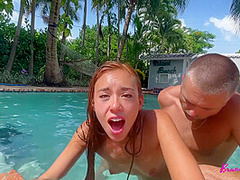 Brandi Braids In Sucks And Fucks Her Miamibeach Poolboy