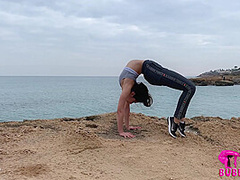 Contortionist Bends Outdoor At The Lake - Watch4Fetish