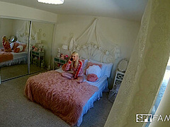 Stepsis Unwraps Stepbro’s Package on Xmas - SpyFam