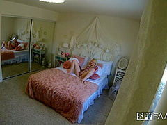 Stepsis Unwraps Stepbro’s Package on Xmas - SpyFam