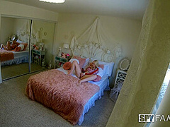 Stepsis Unwraps Stepbro’s Package on Xmas - SpyFam