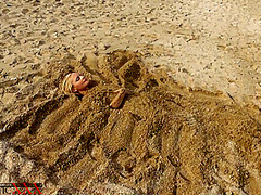 Flexible Games In The Sand - Watch4Fetish