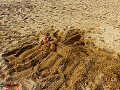 Flexible Games In The Sand - Watch4Fetish