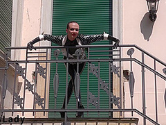 Contortion In The Rain - Watch4Fetish