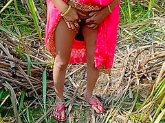 Indian Desi Village Bhabhi Outdoor Fucking