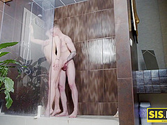 Juicy Leyla And Ms Juicy - Slutty Miss Gives Pussy To Her Handsom