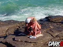 Seaside Interracial Dp For Gorgeous Busty Blonde With Tarra White