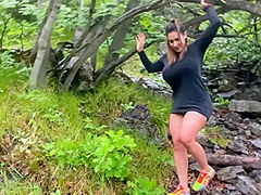 Yiny Leon - Hiking In A Rainy And Cold Day Ending In A W