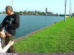 PUBLIC CAUGHT SEX - German teen make blowjob in the city
