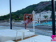Classy Contortionist In A Sexy Swimsuit - Watch4Fetish