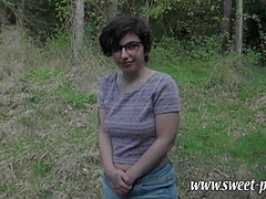 Oliver Sweet In Une Ado A Lunette Toute Timide Me Suce E