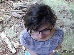 Oliver Sweet In Une Ado A Lunette Toute Timide Me Suce E