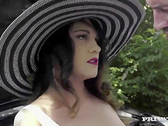 Gets Tight Pussy Serviced With Aida Sweet