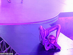 Show In The Disco - Watch4Fetish