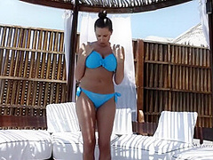 Maldive Solo Strip - Sensual Jane