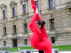 Flexible Statue In Front Of The Court - Watch4Fetish