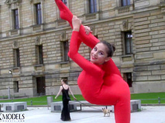 Flexible Statue In Front Of The Court - Watch4Fetish