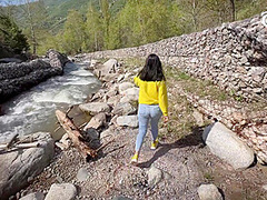 Tourists Decided To Make A Blowjob In Nature