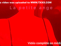 Mym Petite Ange / Blonde Baise Et Vide Les Couille A La Salle De Sport Dans Les Toilettes Public