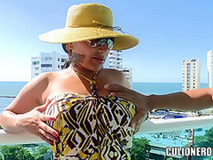 Beautiful Sandra And Her Amazing Ass! - Sandra Leon