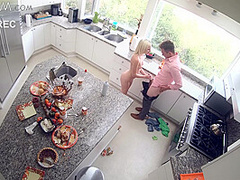 Stepsis Fucked In Kitchen On Thanksgiving - SpyFam