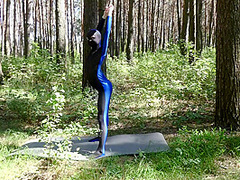 Contortion Outdoors - Watch4Fetish