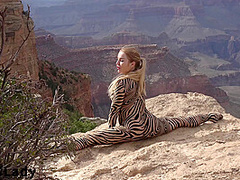 Contortion Performance On Grand Canyon - Watch4Fetish
