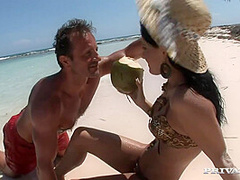 Brunette Veronica On The Beach Getting Her Pussy Filled