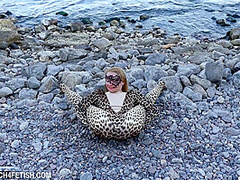 Beach Feeling In Zentai - Watch4Fetish