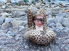 Beach Feeling In Zentai - Watch4Fetish