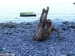 Beach Feeling In Zentai - Watch4Fetish