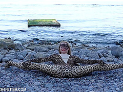 Beach Feeling In Zentai - Watch4Fetish