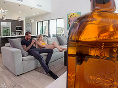 Sugar Bunny Creep - SpyFam