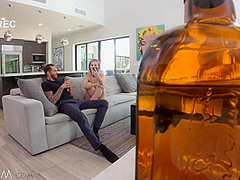 Sugar Bunny Creep - SpyFam