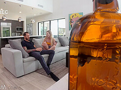 Sugar Bunny Creep - SpyFam