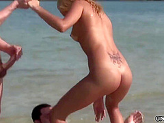 Barbie Banxxx - Insatiable Blonde Honey Got Dped Outdoors