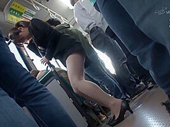 668 Slut ● Beautiful Legs Woman Who Is Fingered I
