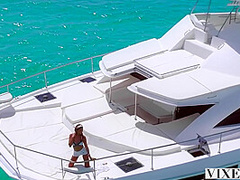 Gorgeous Having Intense Sex On Desert Island On Pornhd With Gianna Dior