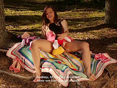 Audrey Playful Mouse