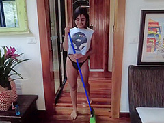 Kaley Jones - Awake Horny In 4k