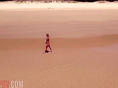 Luke Riggs And Fit Kitty In Gets Fucked On The Beach 8 Min