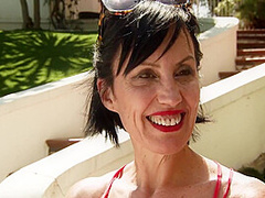 Sabina Agos - Relax Trailer Di Video Completo Su Xvideos Red 10 Min
