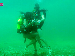 I fuck his *** Under the Water